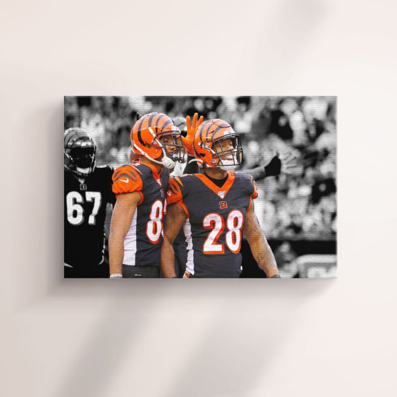 Cincinnati Bengals Joe Mixon's Canvas Wall Art - Image 2